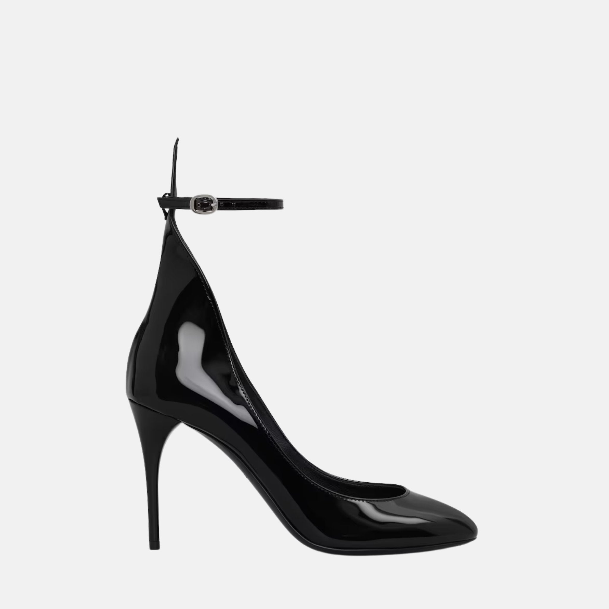 Decollete Pumps In Patent Leather
