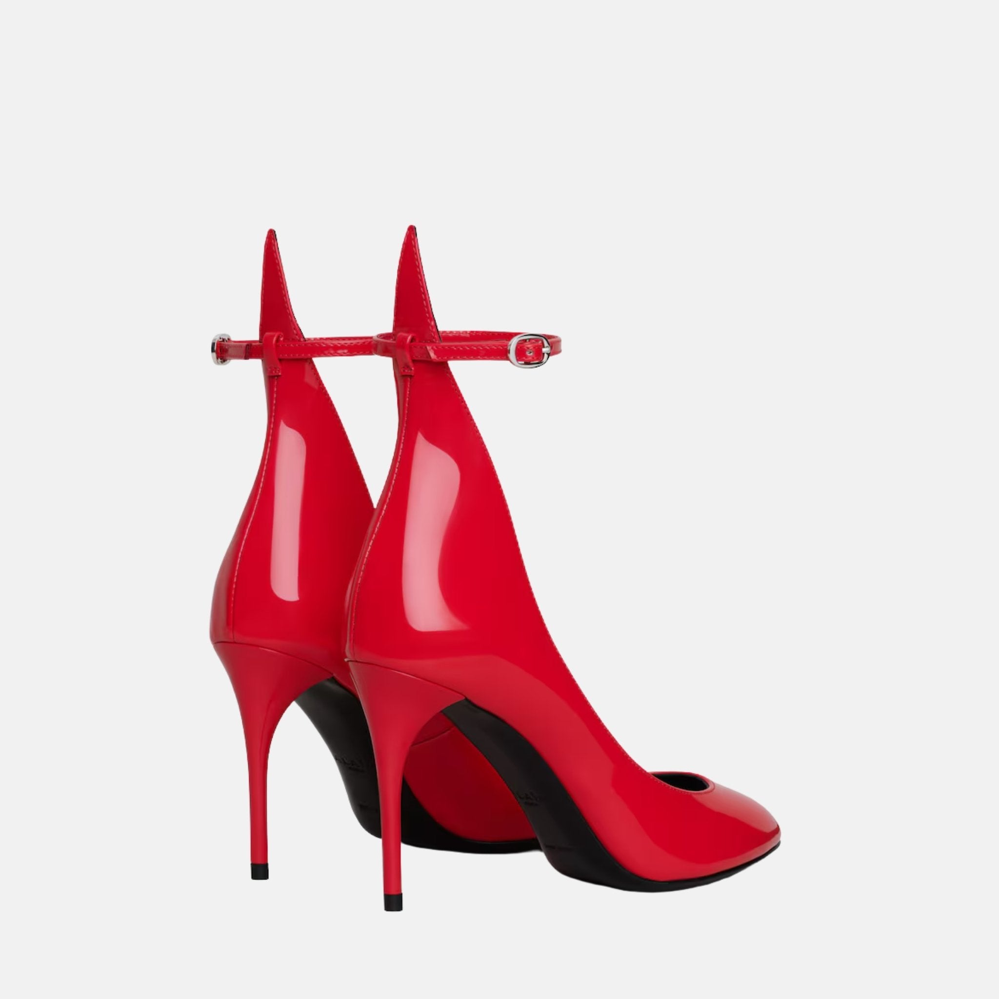 Decollete Pumps In Patent Leather