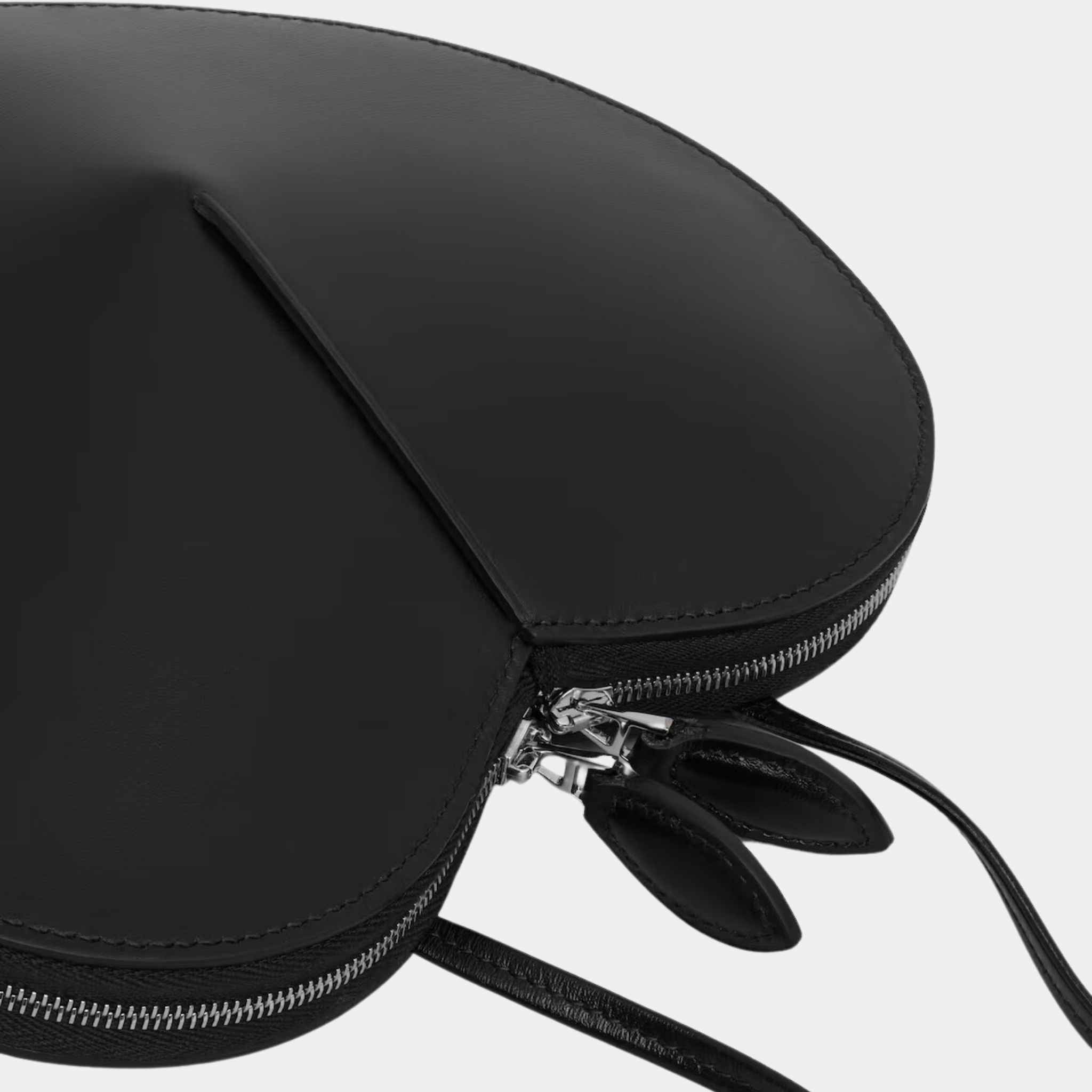 Le Coeur Bag in Calfskin