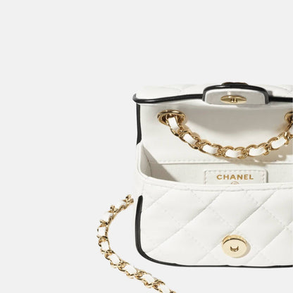 Clutch With Chain White And Black