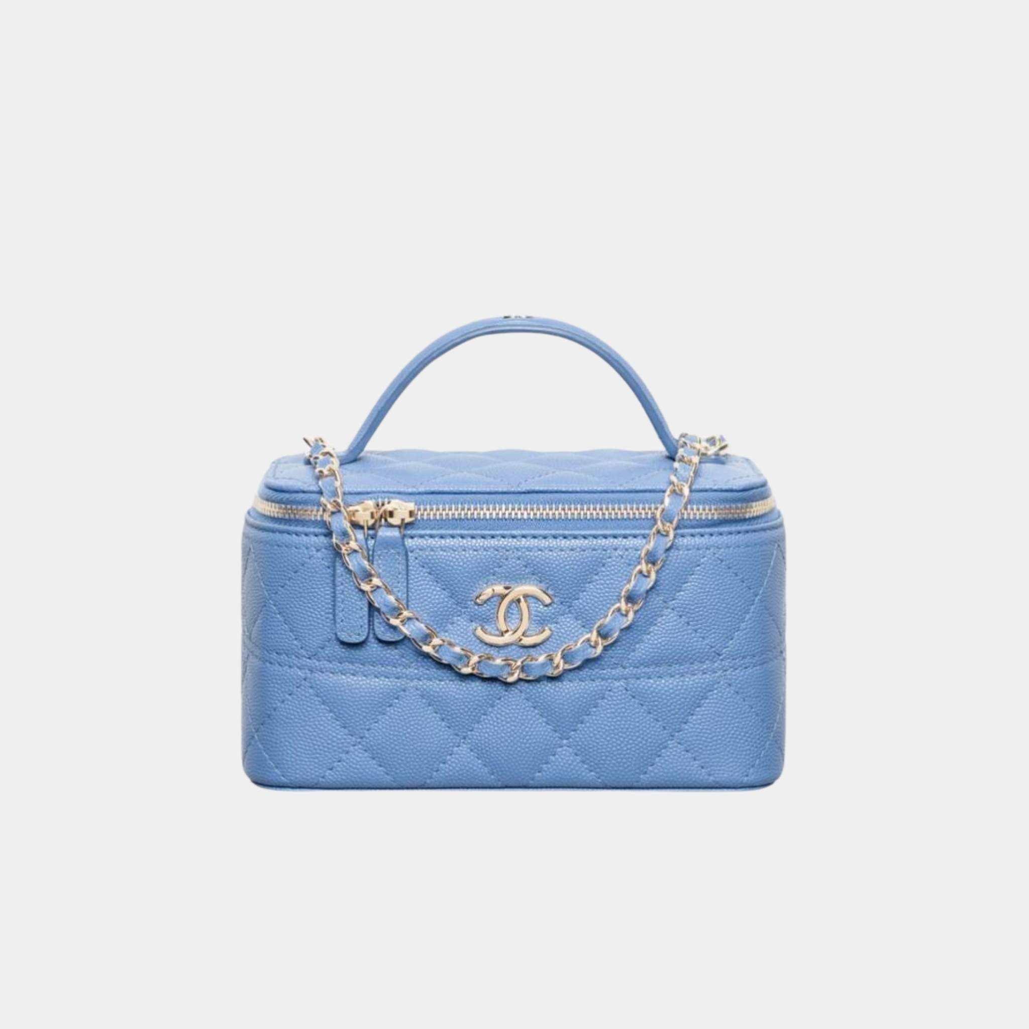 Long Vanity with Chain in Grained Calfskin and Gold Tone Metal