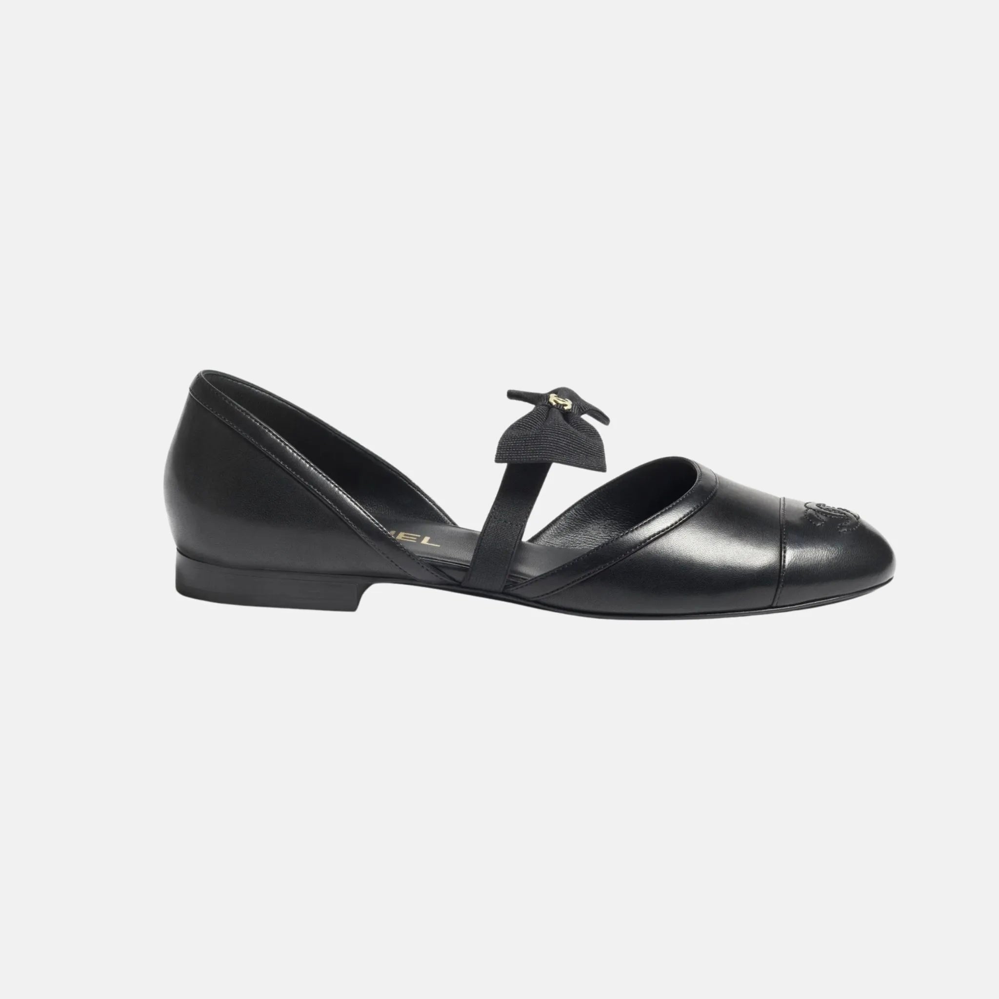 Mary Janes in Black