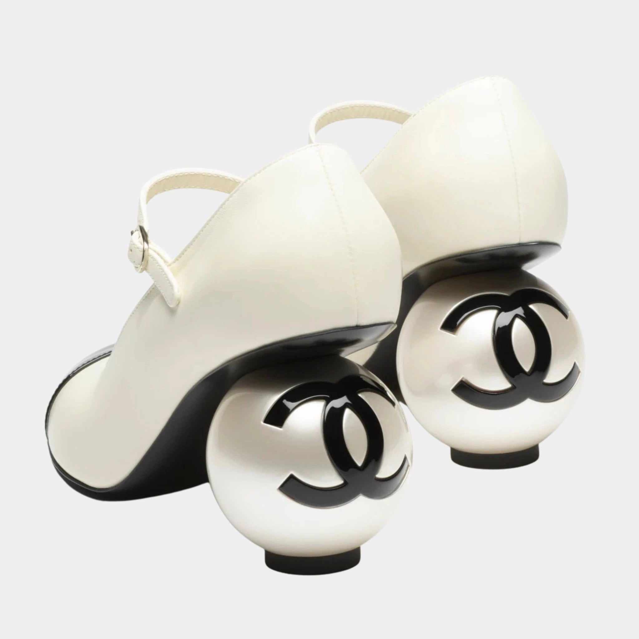 Mary Janes Lambskin Patent Calfskin &amp; Imitation Pearls Black