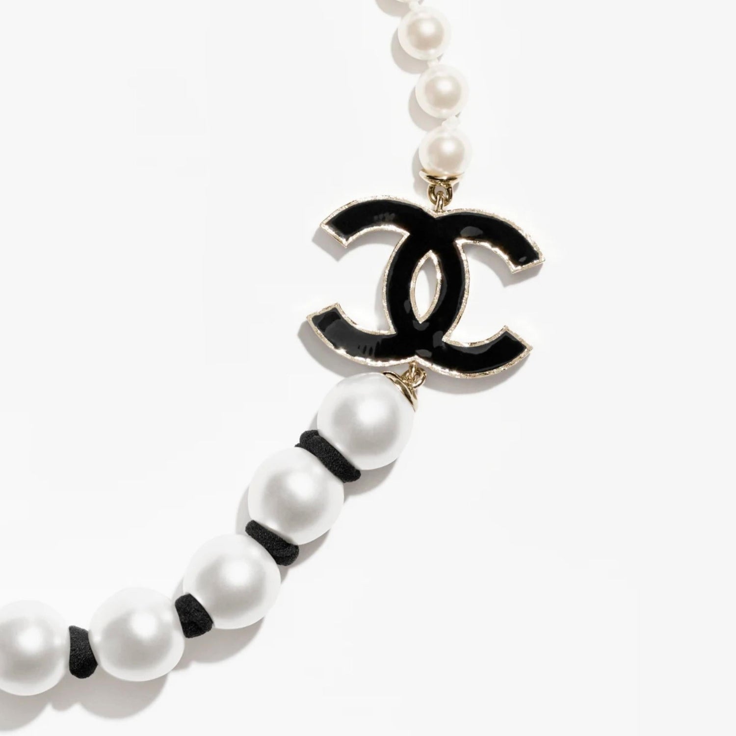 Necklace Metal Glass Pearls Silk Resin Gold White Black