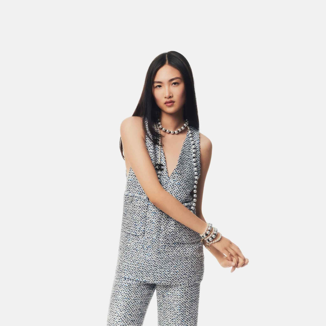 Top Glittered Tweed And Imitation Pearls White Blue And Black