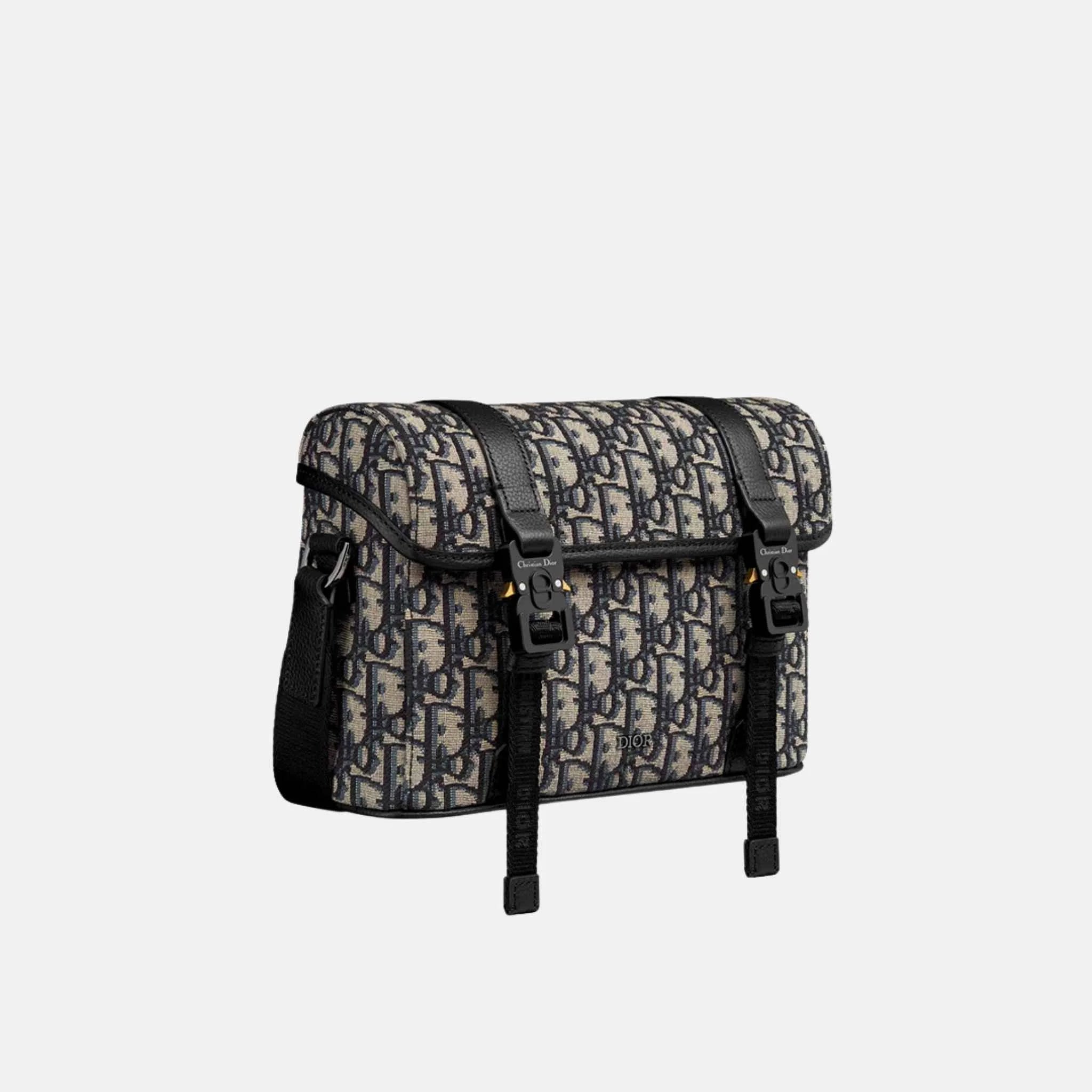 Hit The Road Messenger Bag In Grained Calfskin