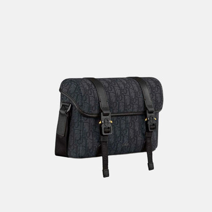 Hit The Road Messenger Bag In Grained Calfskin