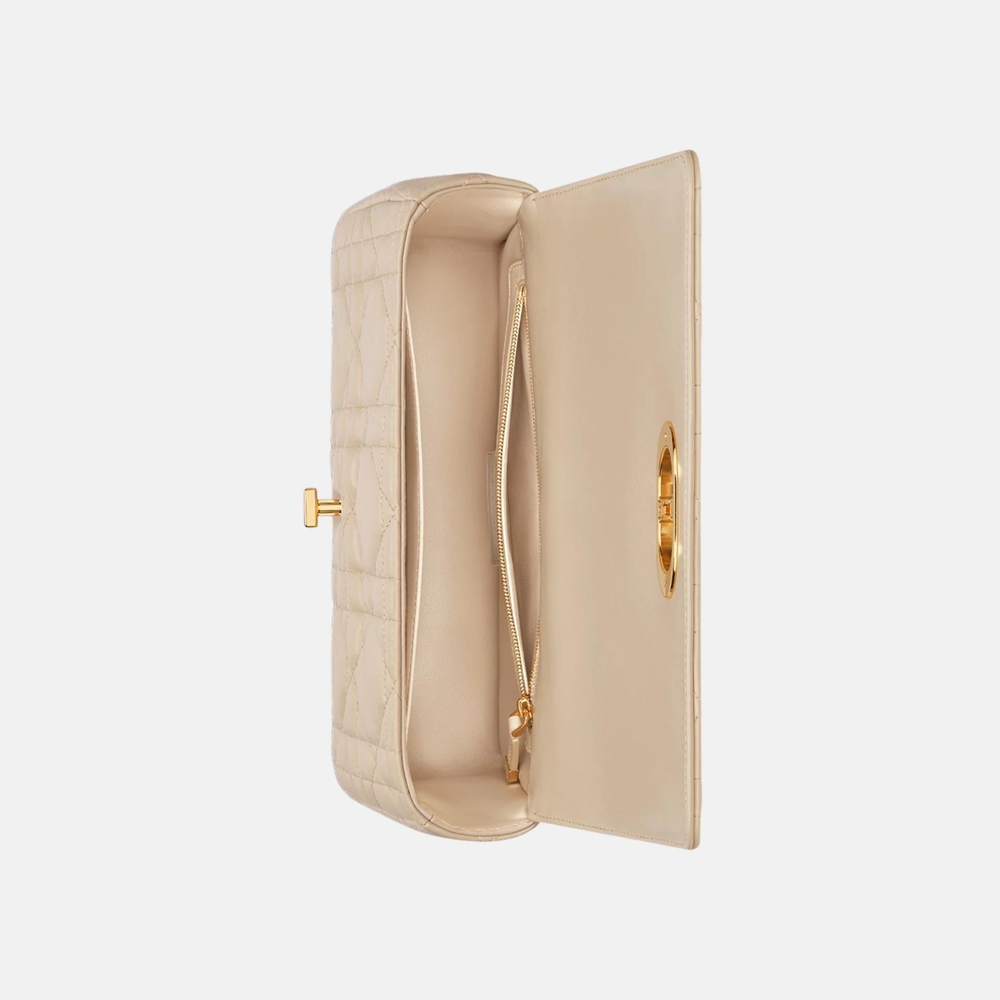Medium Soft Caro Bag In Macrocannage Lambskin