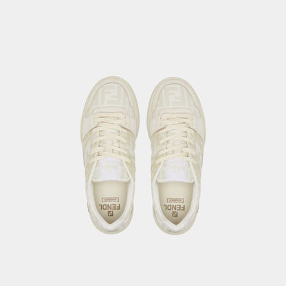 Match Canvas Low-Tops Suede