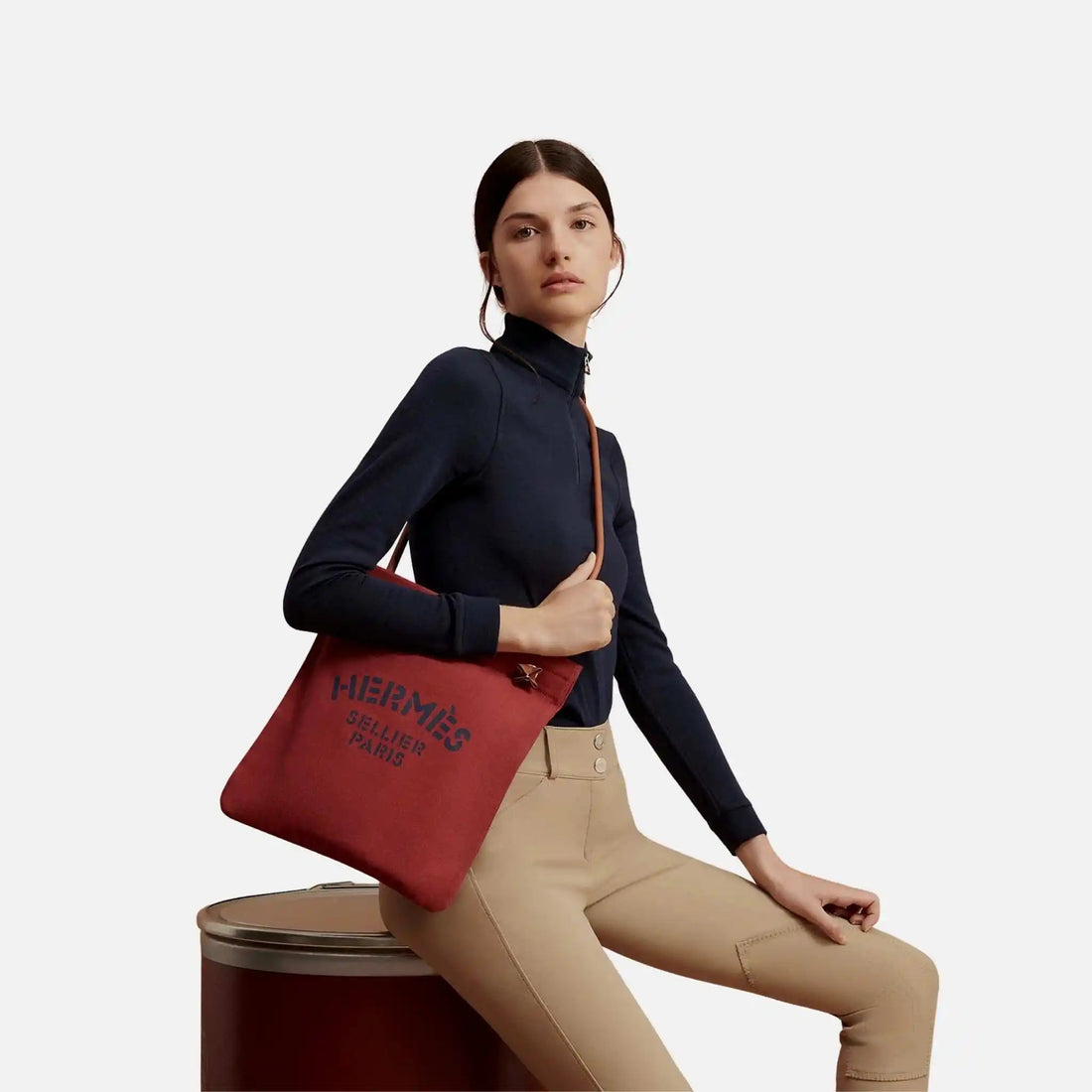 Aline Grooming Bag