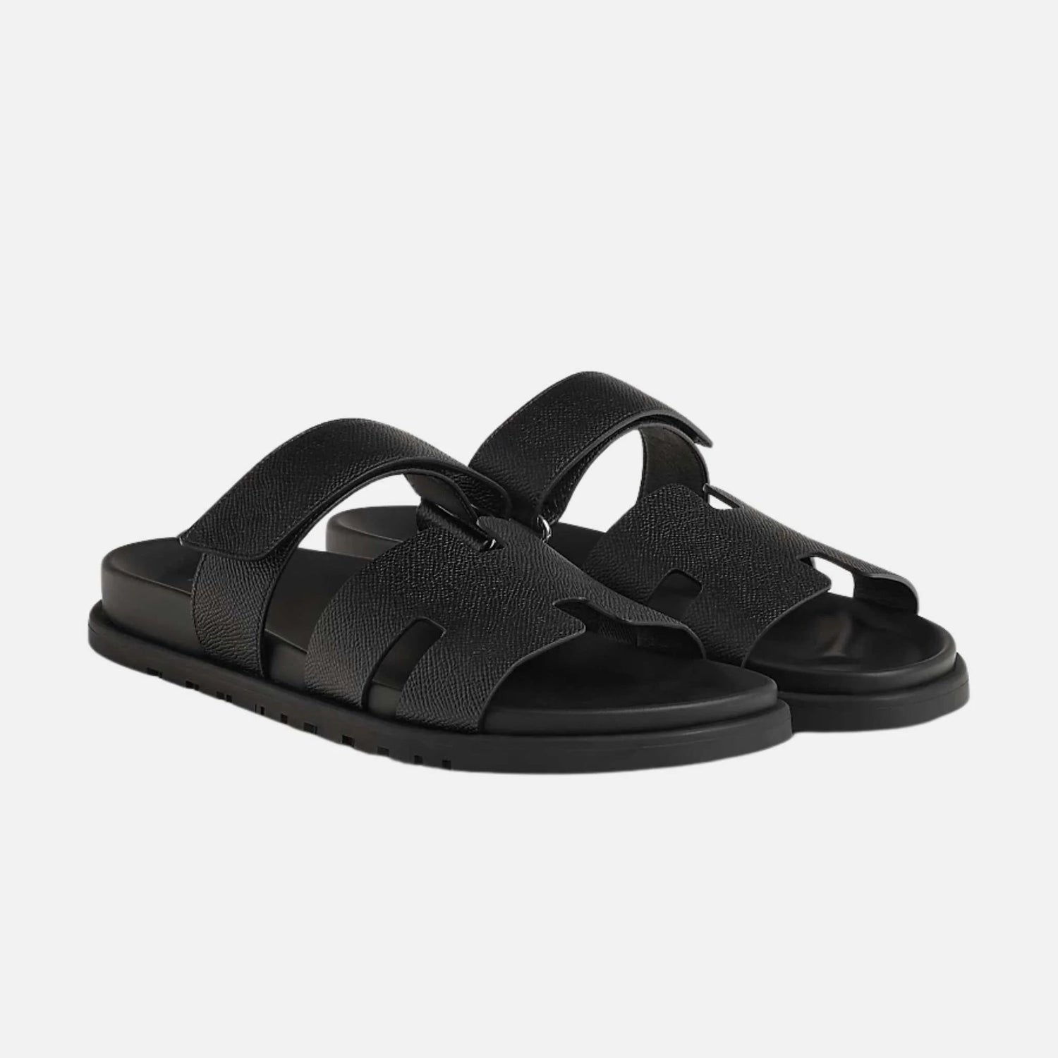 Chypre Sandal Shiny Grained Calfskin