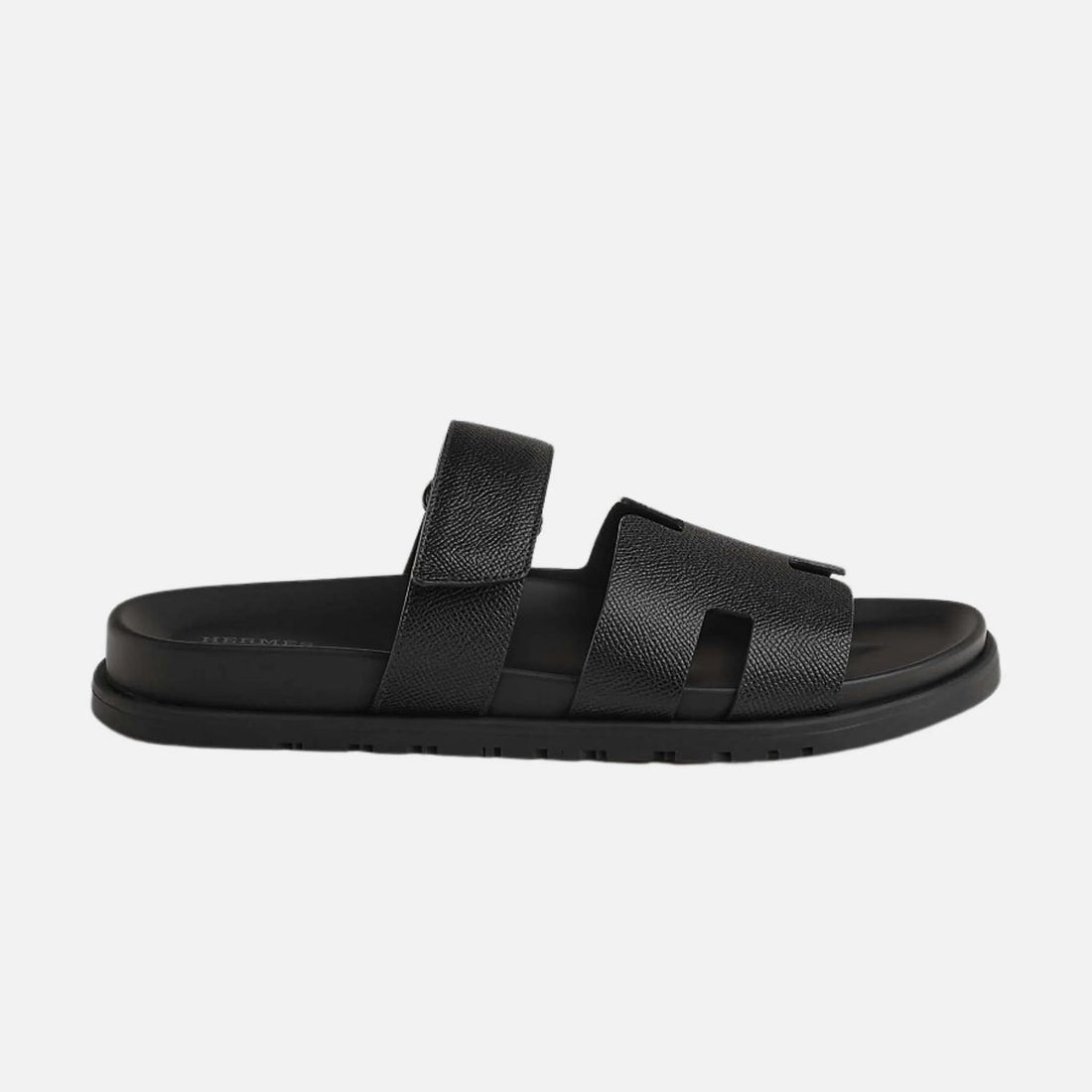 Chypre Sandal Shiny Grained Calfskin