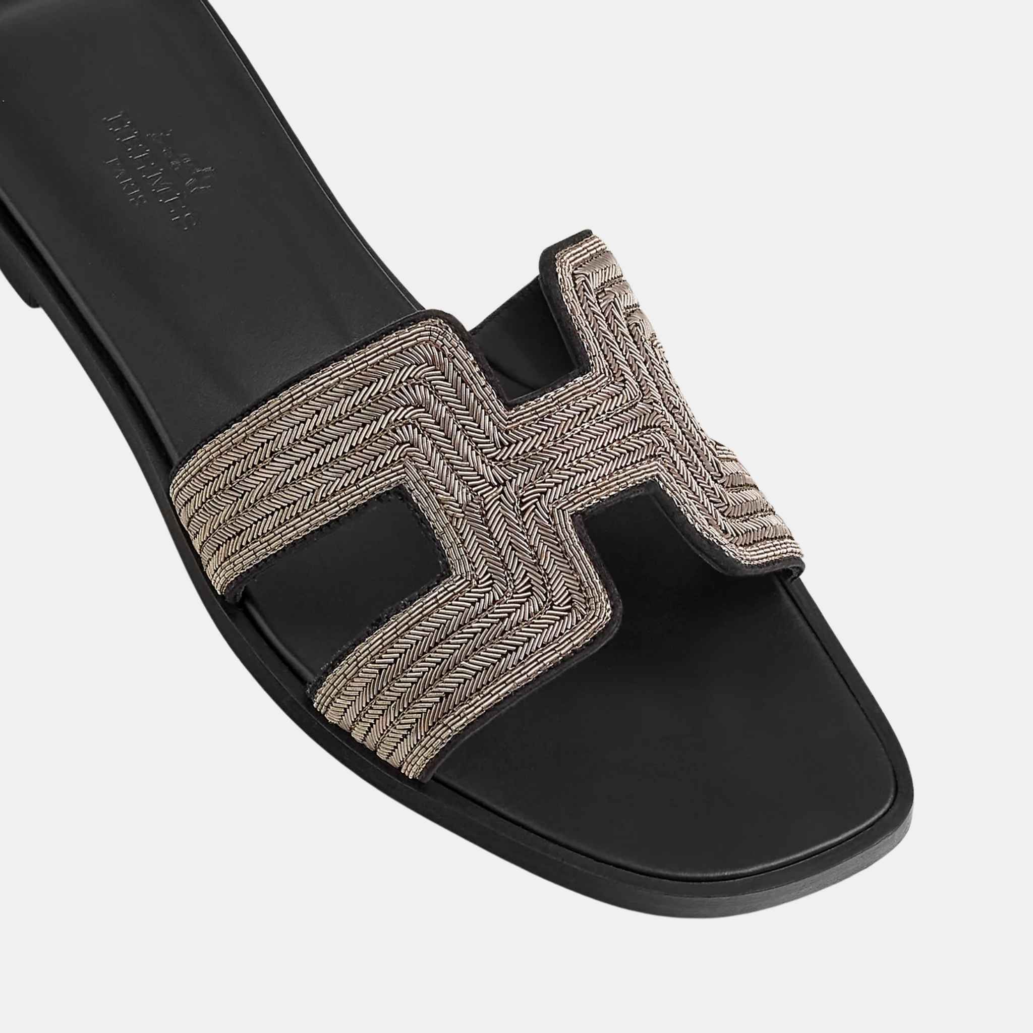 Oran Sandal Dabka