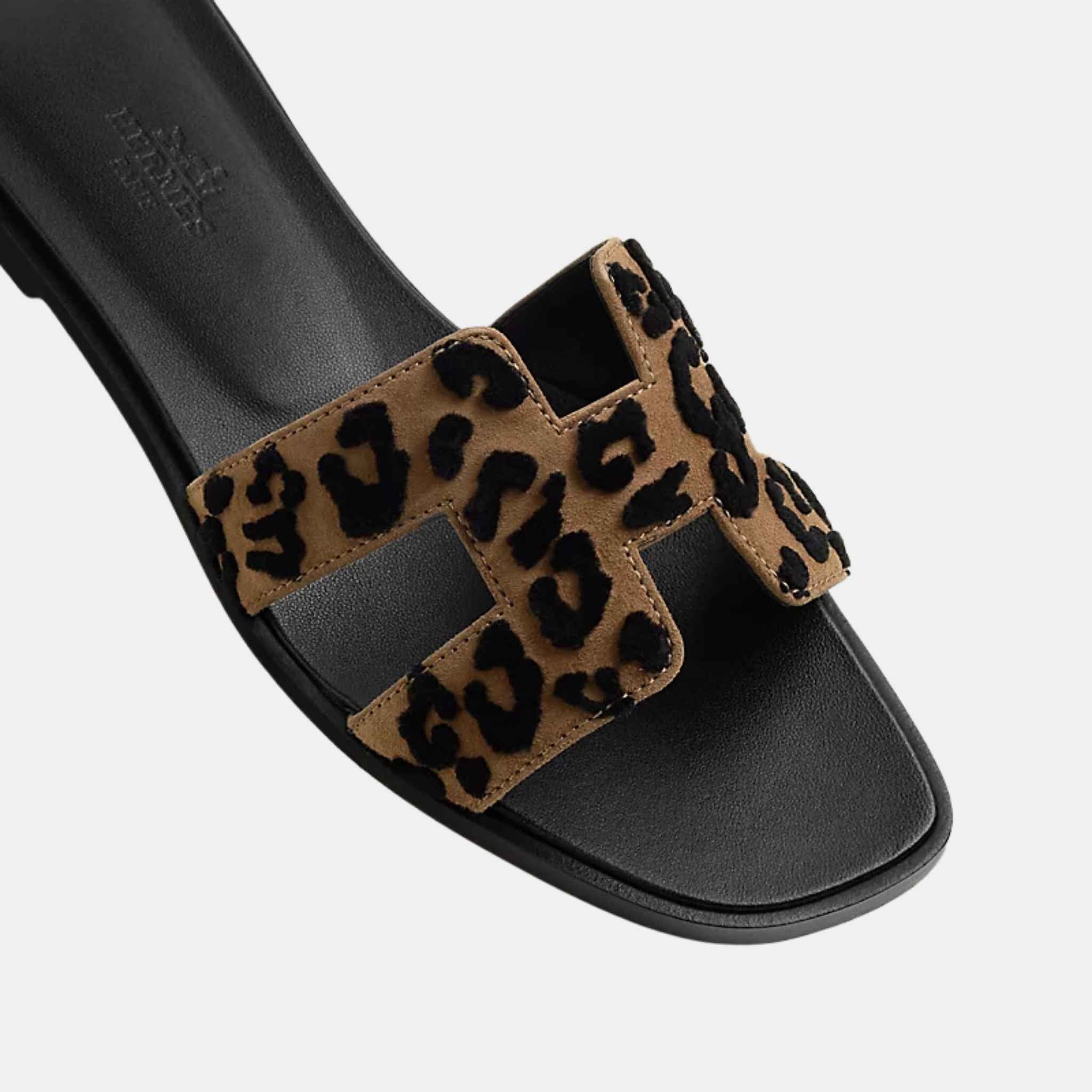 Oran Sandal Tufted Suede Goatskin