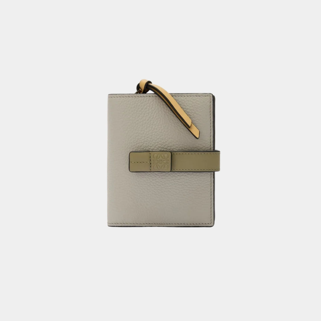 Compact Zip Wallet In Soft Grained Calfskin