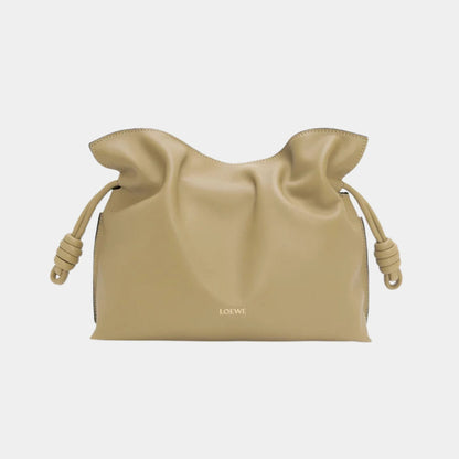 Medium-sized Flamenco Clutch Nappa Calf Leather