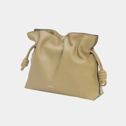 Medium-sized Flamenco Clutch Nappa Calf Leather