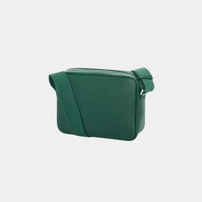 Medium Pebble Messenger Bag In Supple Grained Calfskin