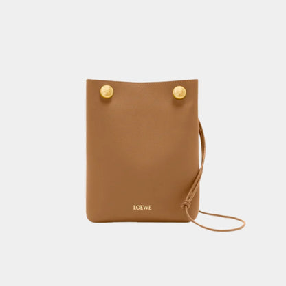 Pebble Pochette in Smooth Calfskin