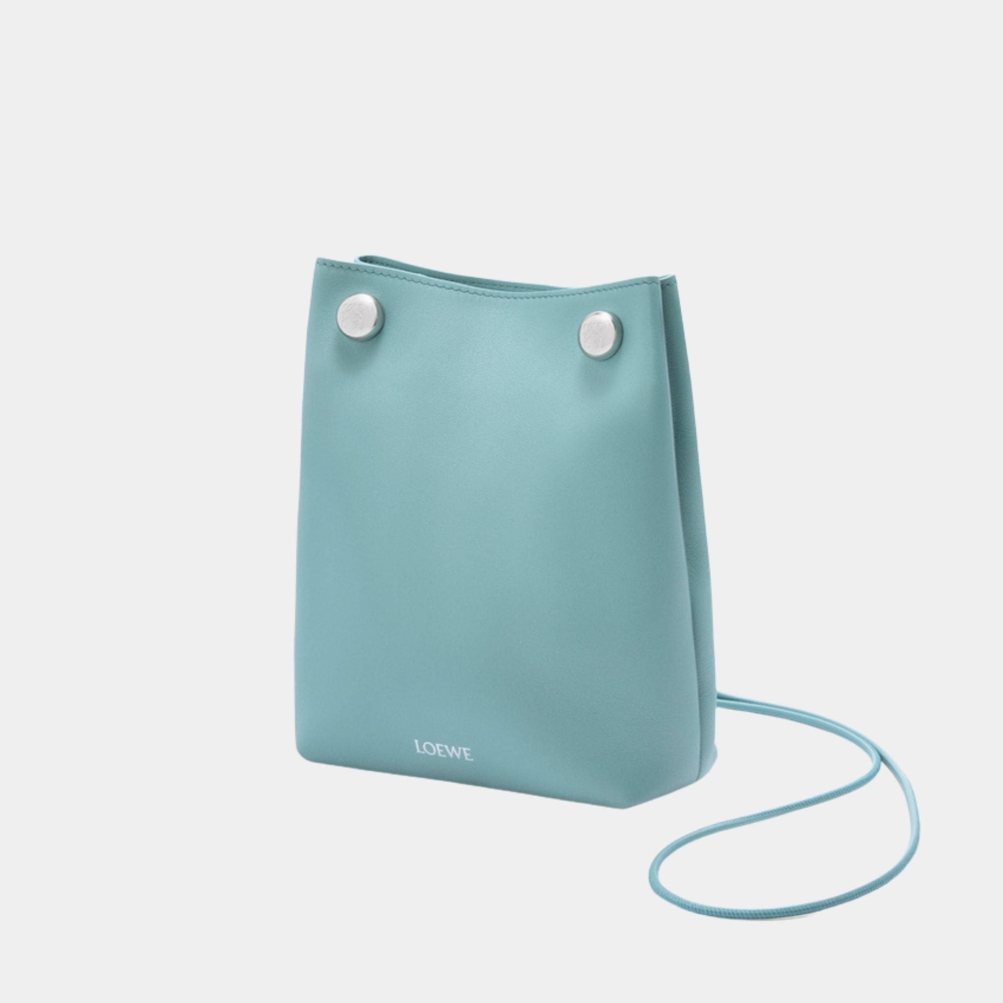 Pebble Pochette in Smooth Calfskin