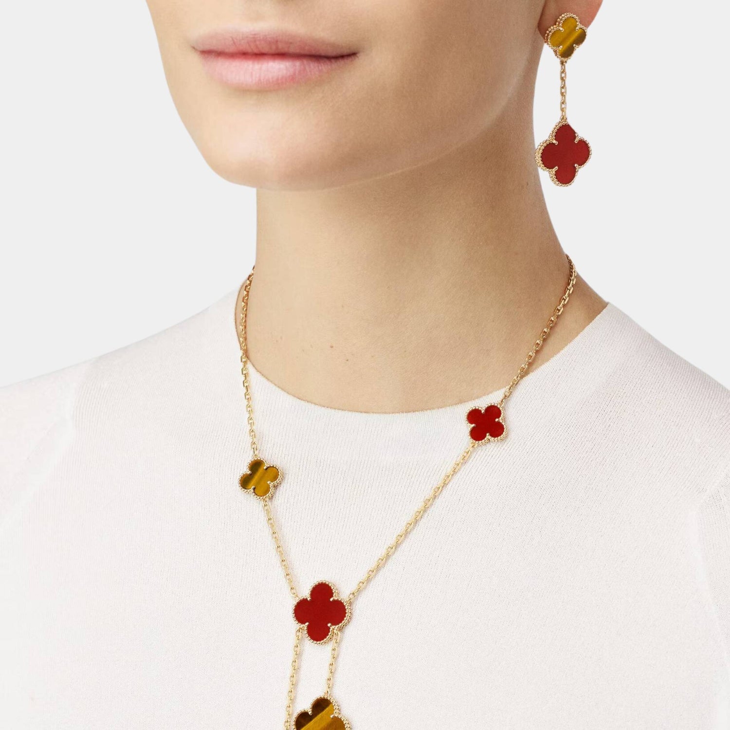 Magic Alhambra earrings 2 Motifs Yellow Gold Carnelian Tiger Eye