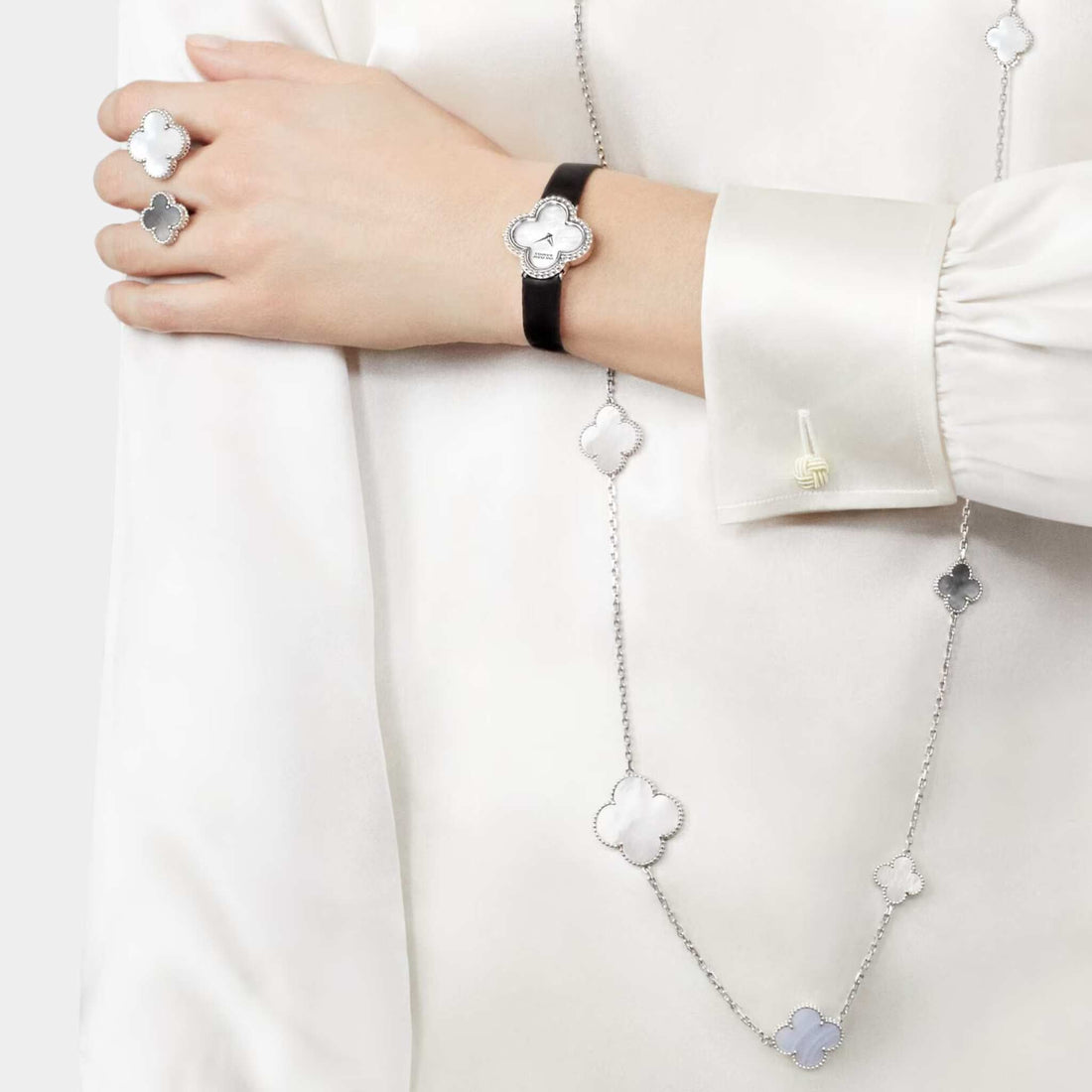 Magic Alhambra Long Necklace 16 Motifs White Gold Chalcedony Pearl