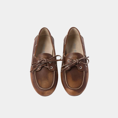 Unlined Bleached Leather Boat Shoes in Calfskin