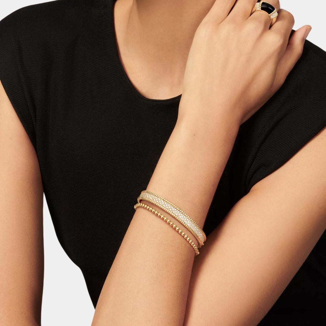 Perlée Diamonds Bracelet 3 Rows Medium Model Yellow Gold Diamond