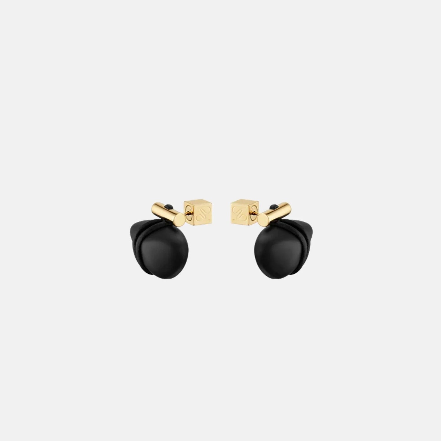 Tere Stud Earrings Black Marble Edition