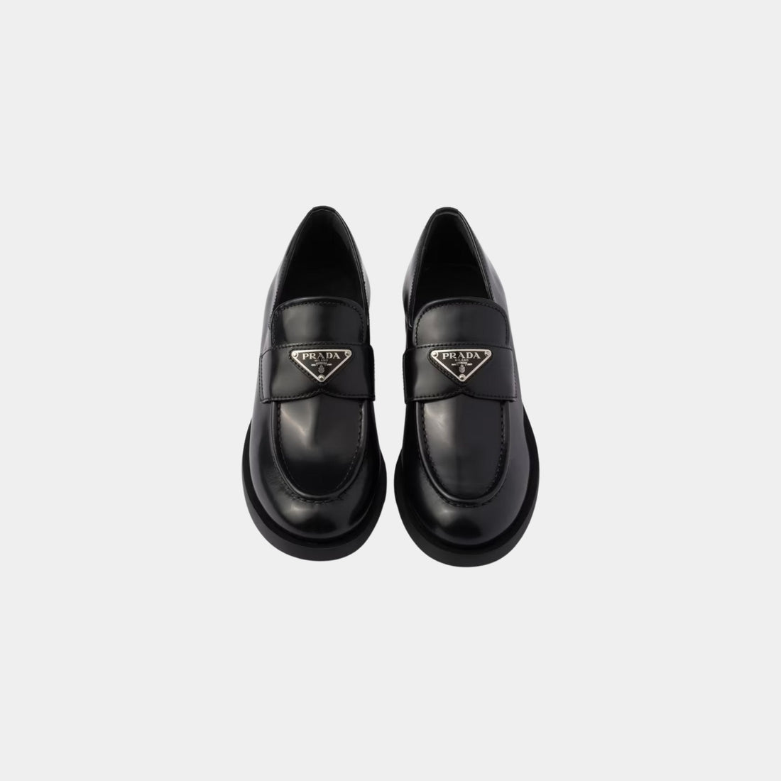 Brushed Leather Heeled Loafers With Tonal Stitching