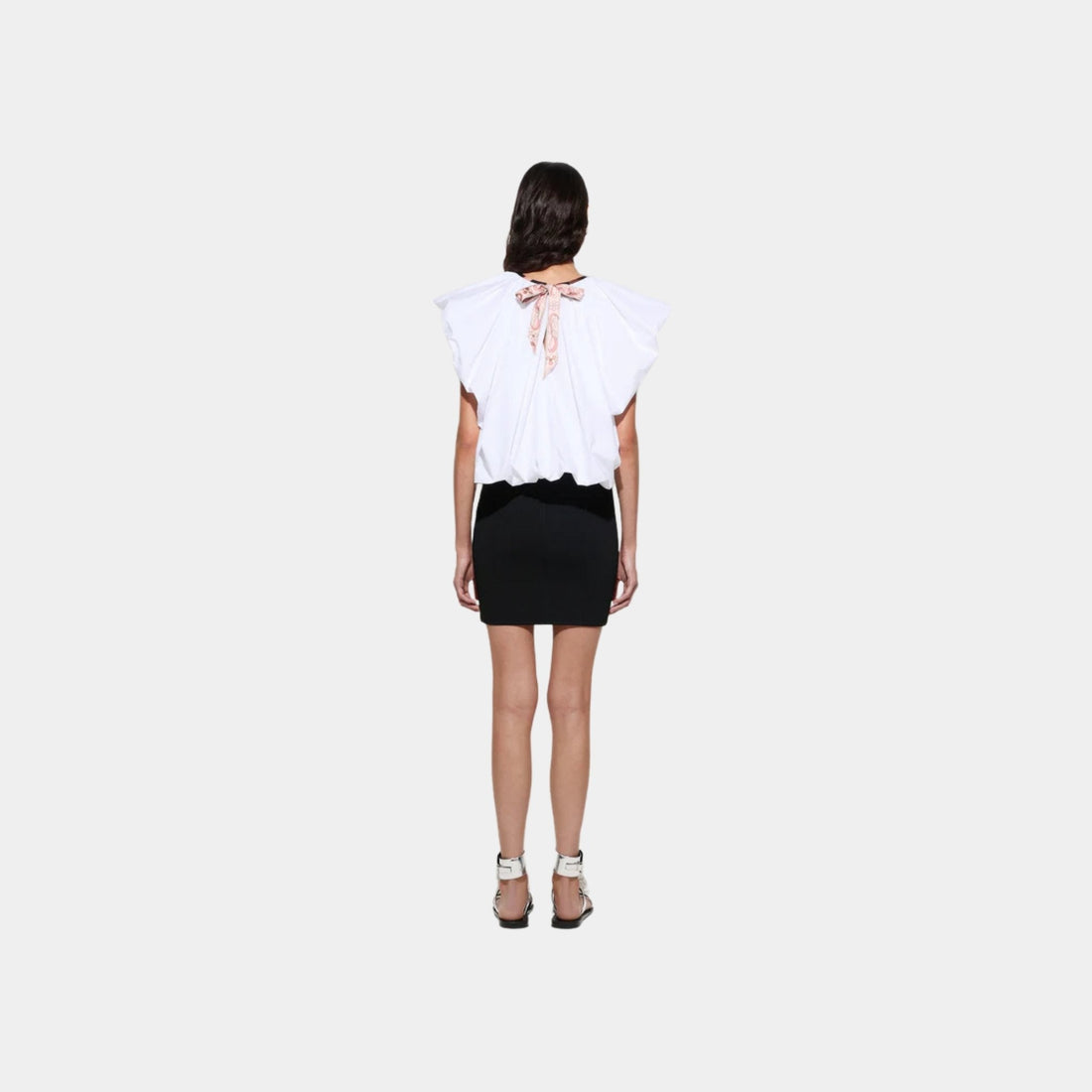 Voluminous Top With Printed Neckline