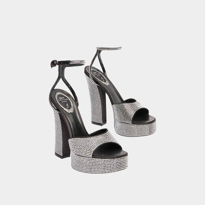 Helsa Black Platform Sandal With Crystals 140