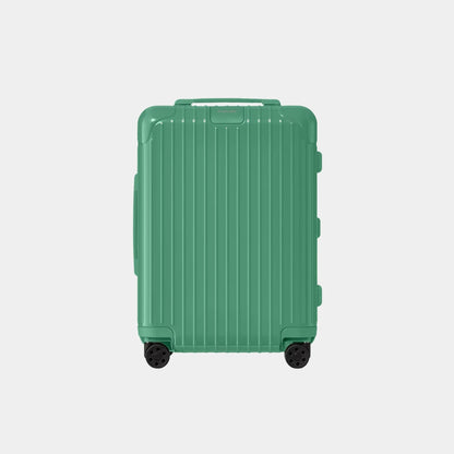 Essential Cabin Verde