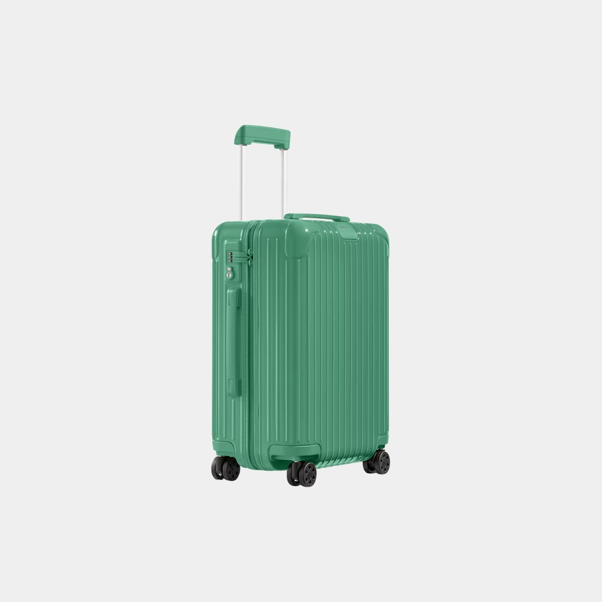 Essential Cabin Verde
