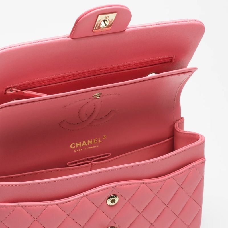 Small Classic Handbag Fall-Winter 2024/25