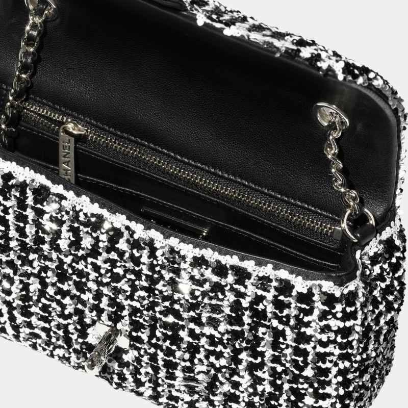 Small Flap Bag Cruise 2024/25
