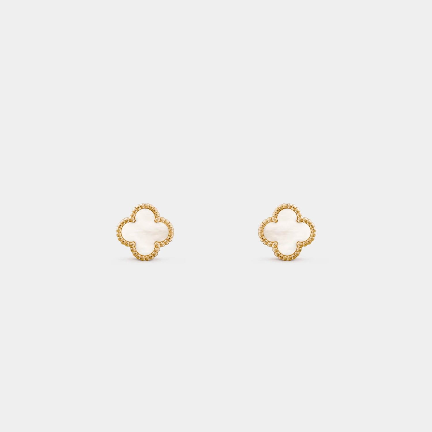 Sweet Alhambra Earstuds in Yellow Gold &amp; Mother-of-Pearl