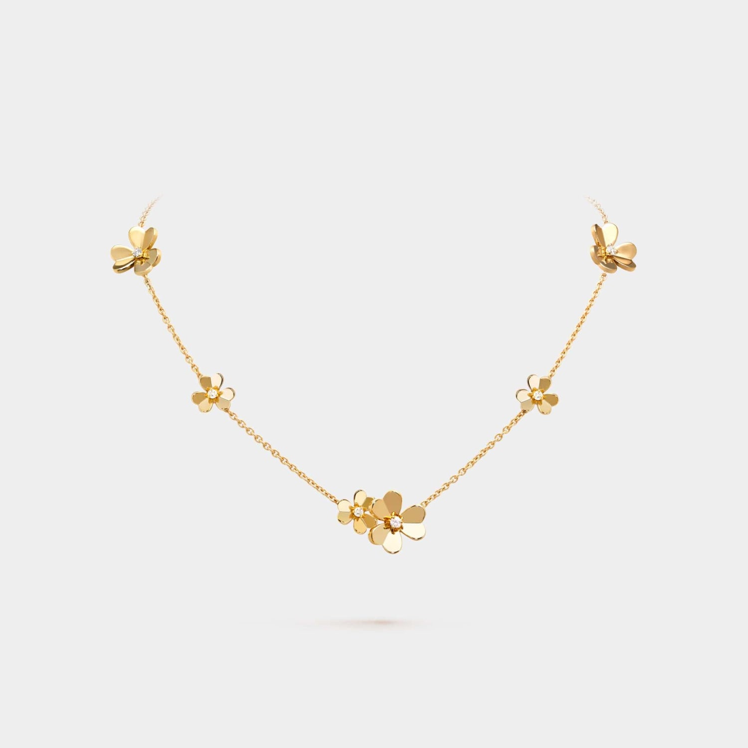 Frivole Necklace 9 Flowers Yellow Gold Diamonds