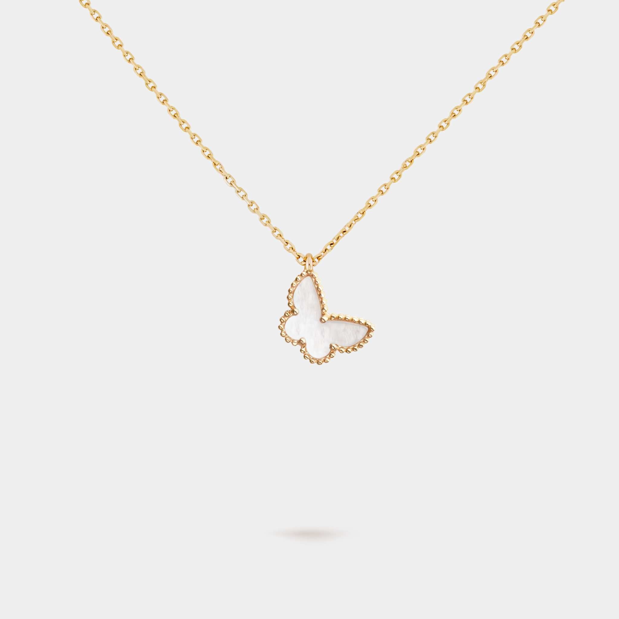 Sweet Butterflies Pendant Yellow Gold With Pearl