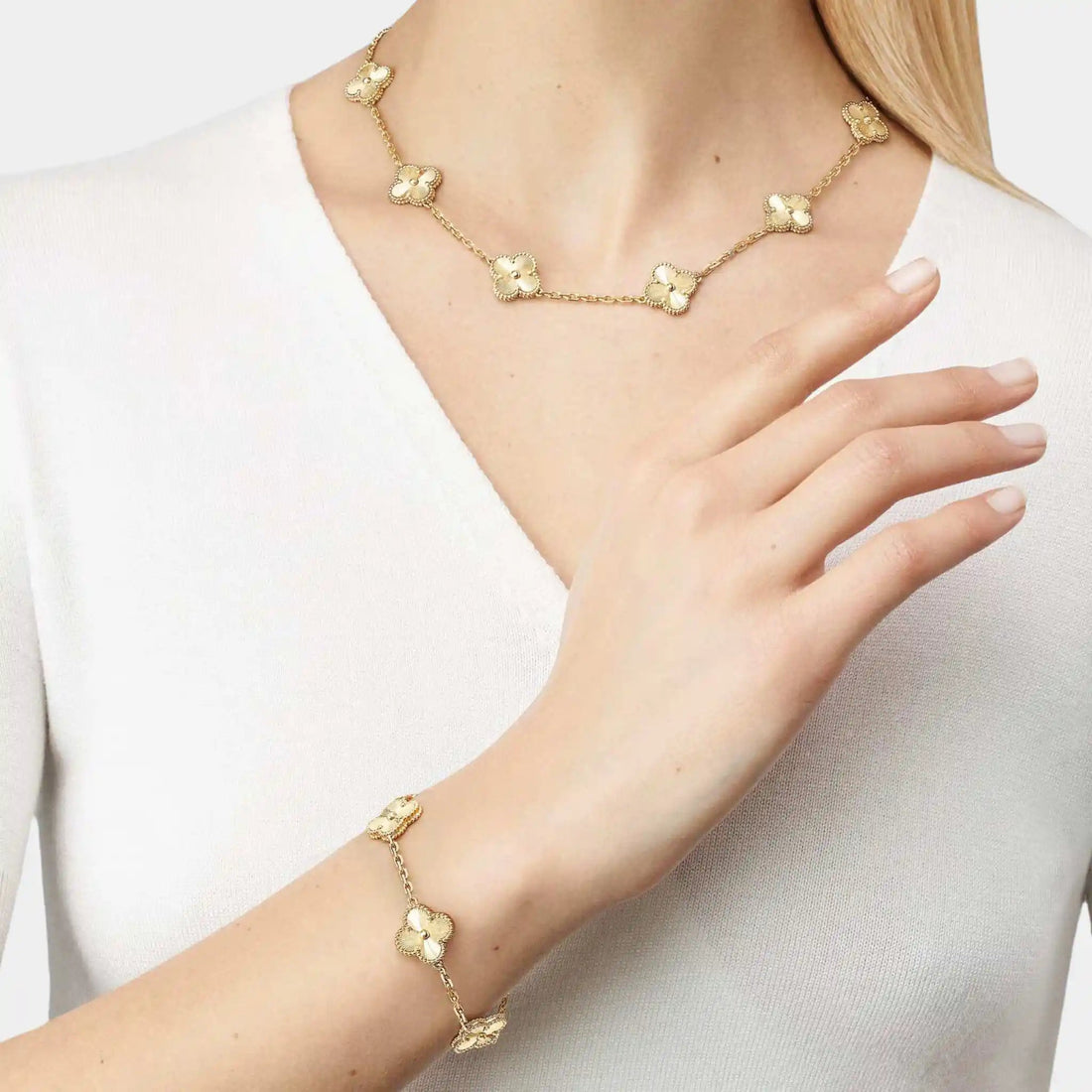 Vintage Alhambra Necklace 10 Motifs Yellow Gold