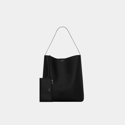Bold Hobo Bag In Smooth Leather