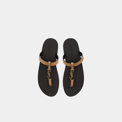 Cassandre Slides In Smooth Leather