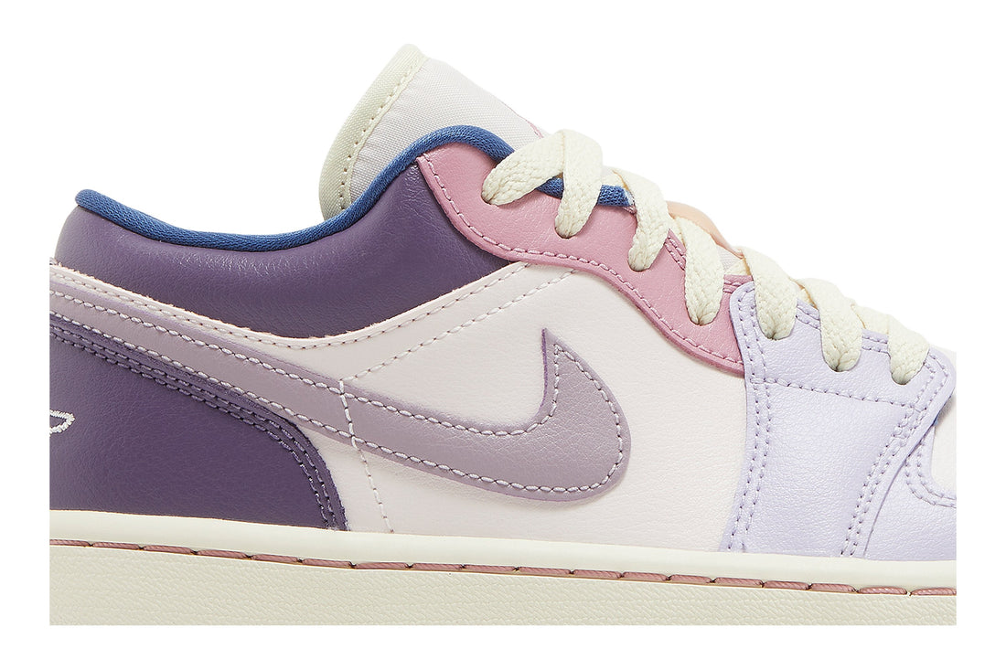 Wmns Air Jordan 1 Low &
