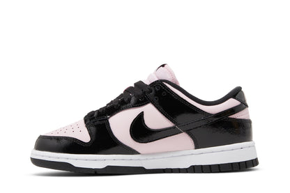 Wmns Dunk Low Essential &
