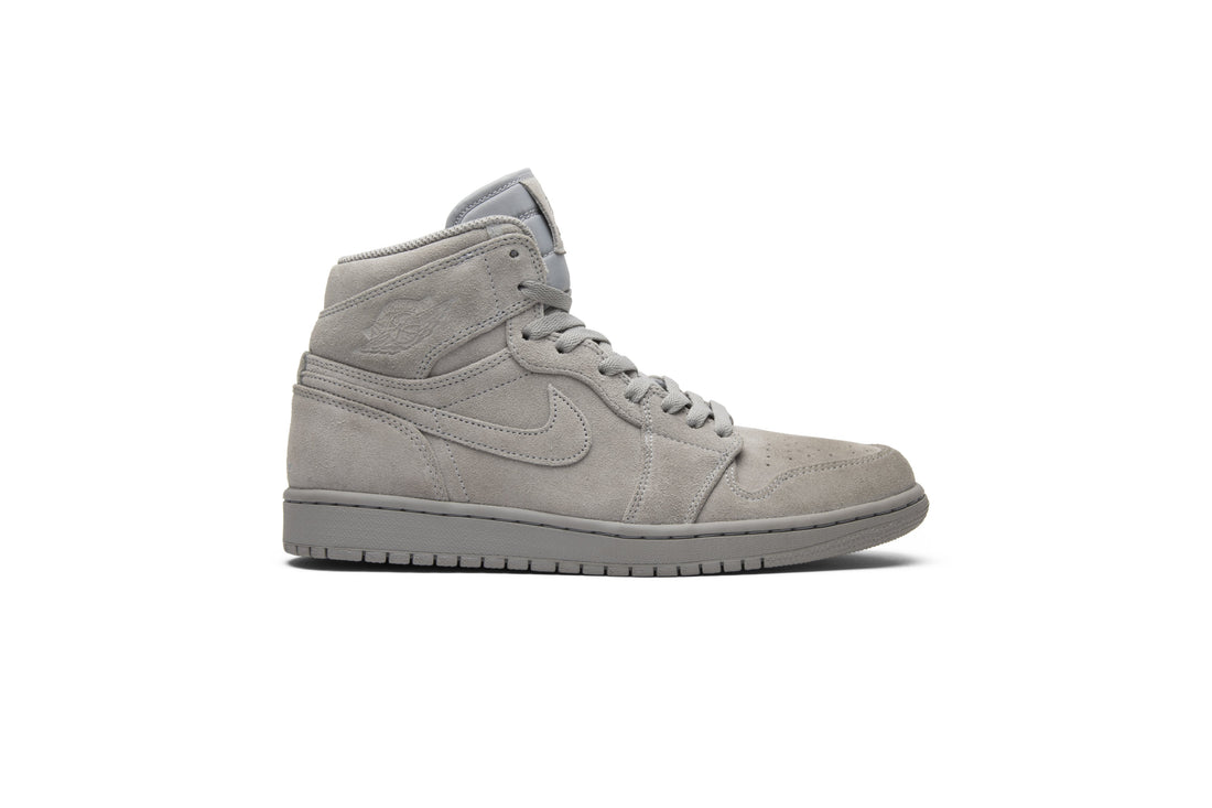 Air Jordan 1 Retro High &