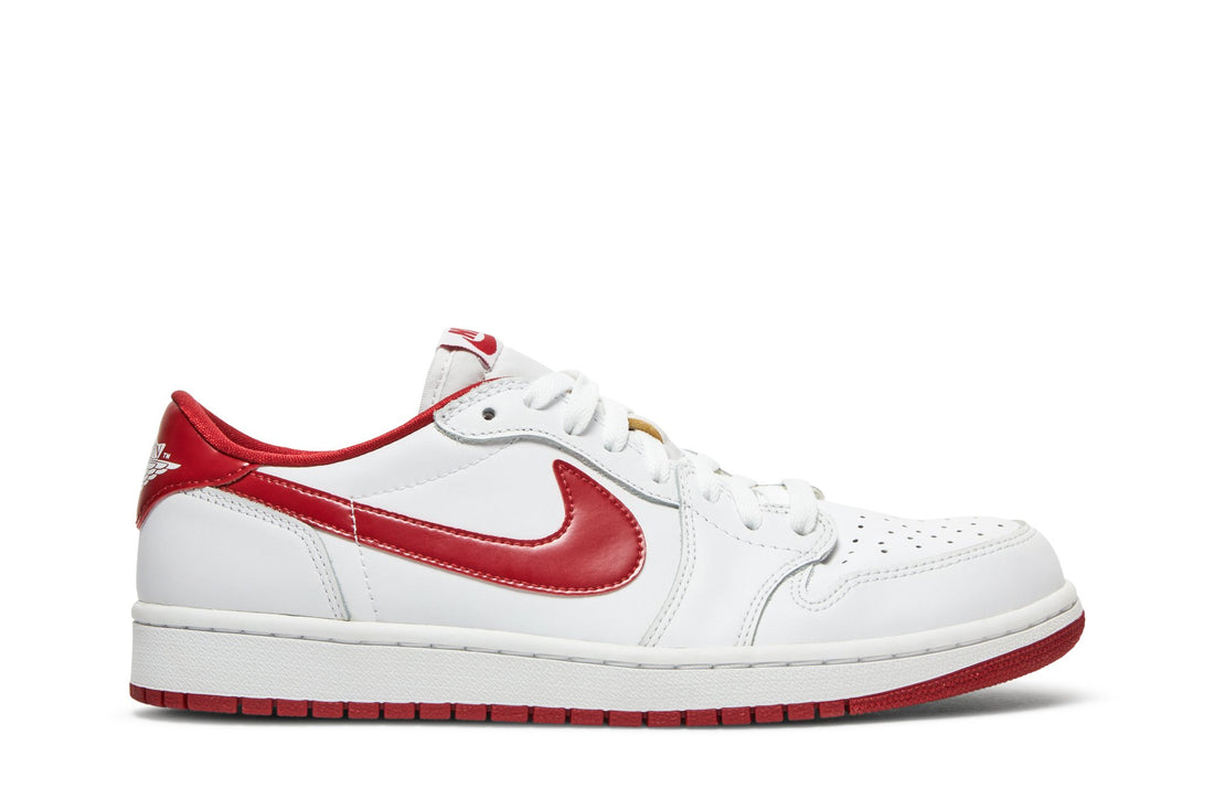 Air Jordan 1 Retro Low OG &