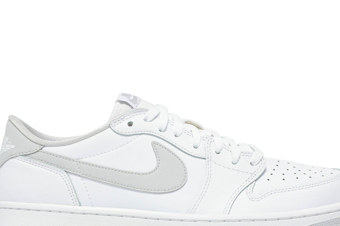 Air Jordan 1 Retro Low OG &