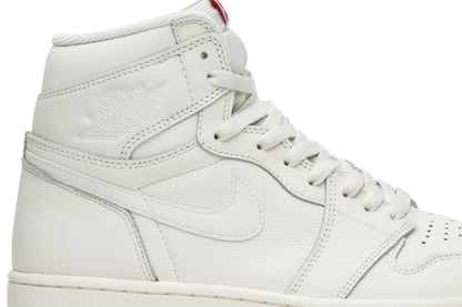 Air Jordan 1 Retro High OG &
