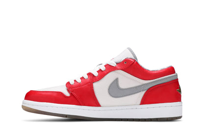 Air Jordan 1 Retro Low &
