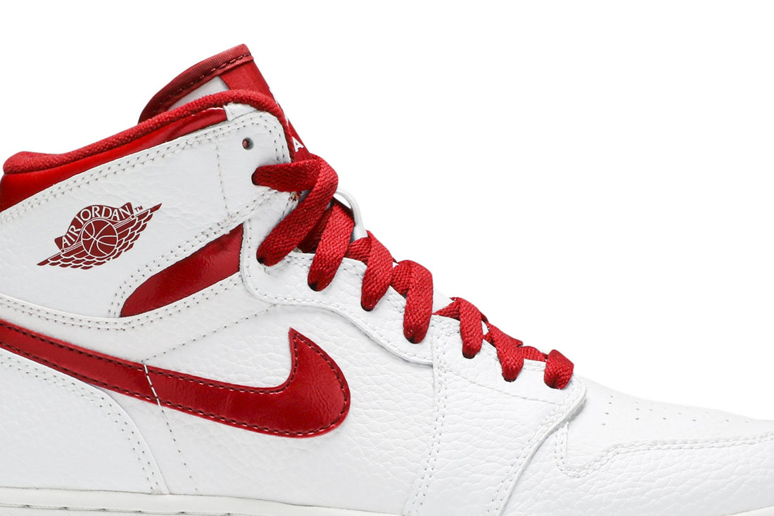Air Jordan 1 Retro High &
